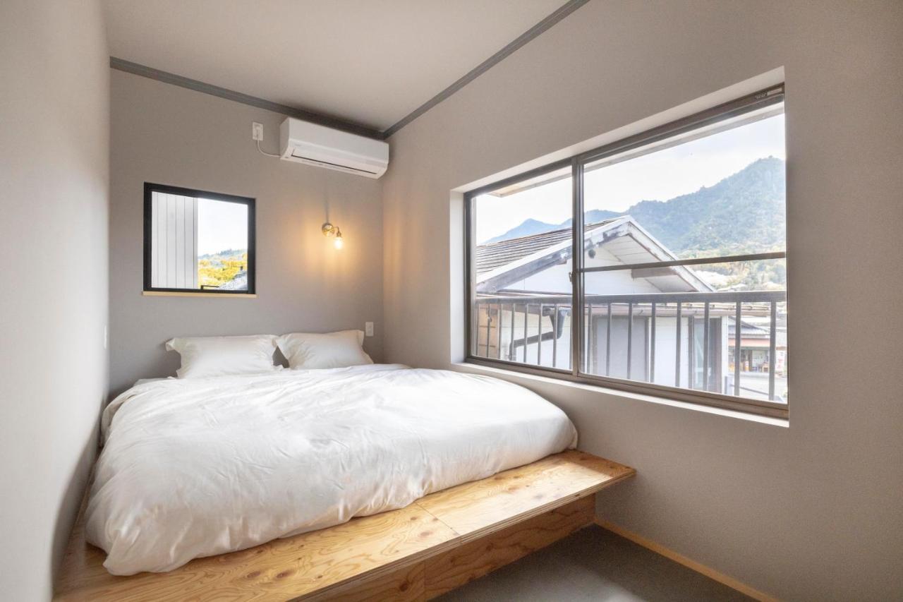 Coliving & Cafe Sando Imabari Railway Station 外观 照片